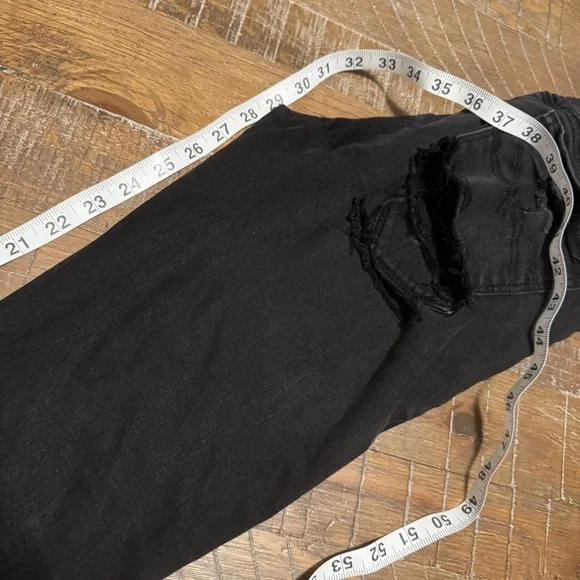 Mudd Women’s Size 9 Low Rise Skinny Black Distressed Jeans FX Stretch - Picture 12 of 14